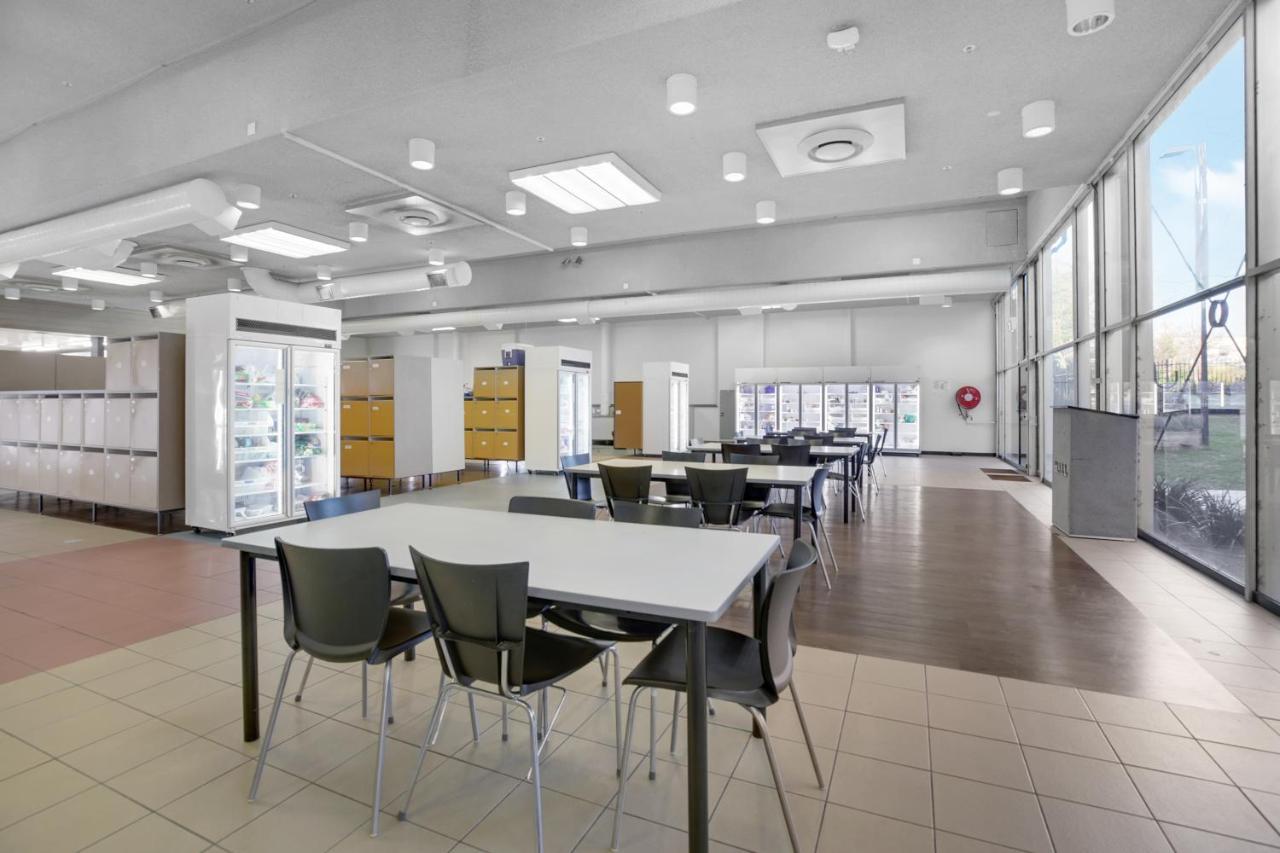 Canberra Accommodation Centre Exterior photo